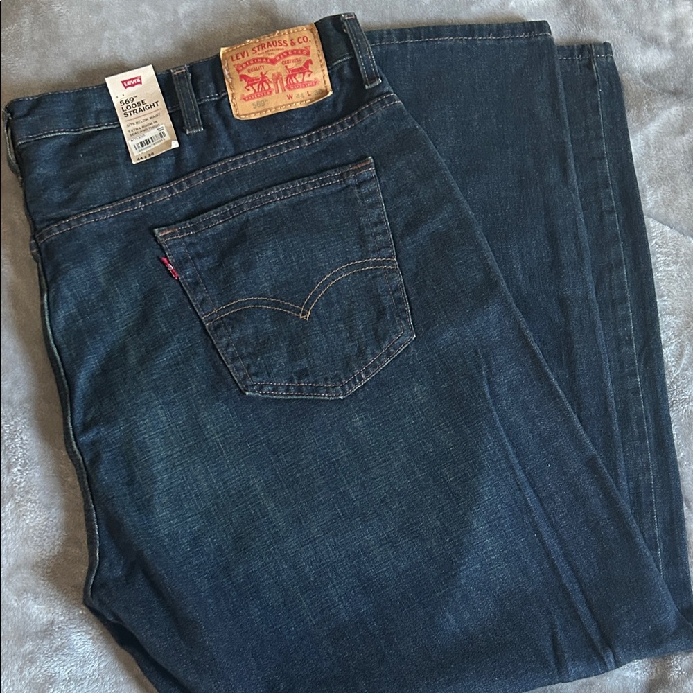 Levi's 569 Loose Straight Jean 44x30 Big and Tall New with Tag Blue Distressed